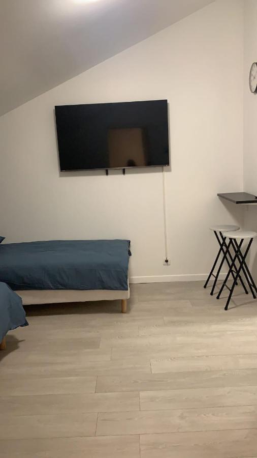 Appartement Cosy Ле-Бурже Экстерьер фото